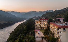 Riverside Resorts